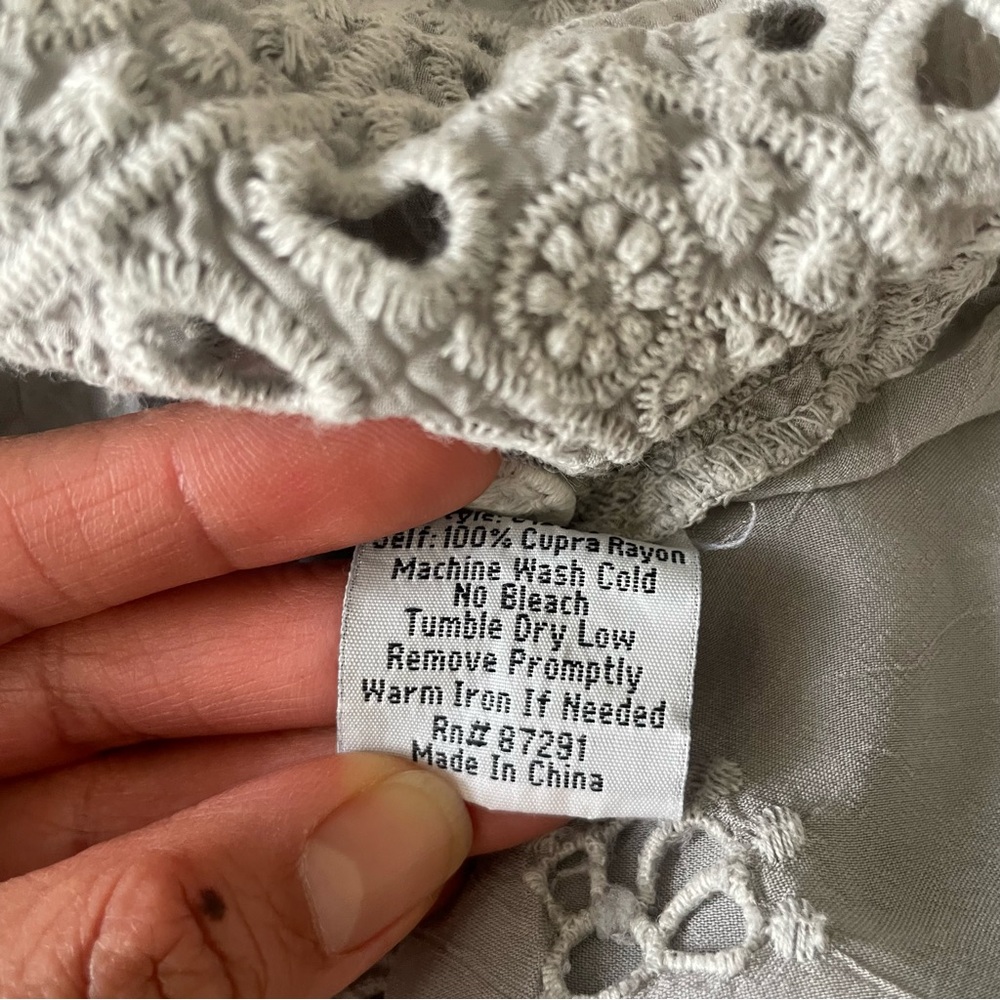 Johnny Was Marietta Cap Sleeve Eyelet Blouse - Picture 11 of 11